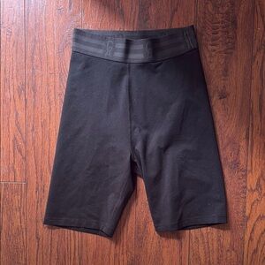 Good American - Athletic Shorts